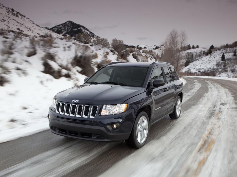  Jeep Compass 2010 года  (фото 9 из 17)
